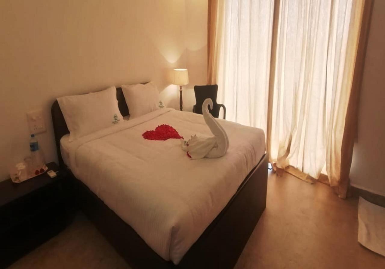 Hotel Martins Crest Patnem Beach Esterno foto