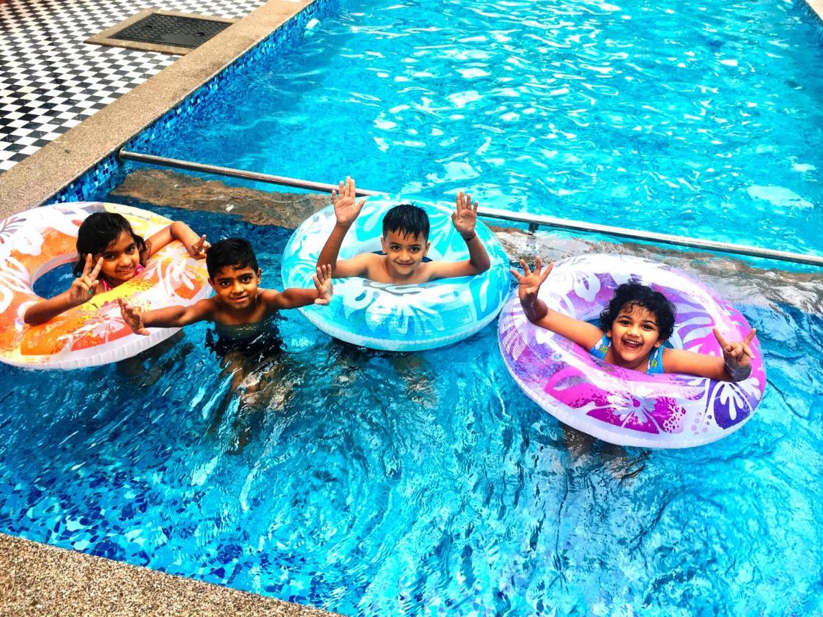 Hotel Martins Crest Patnem Beach Esterno foto